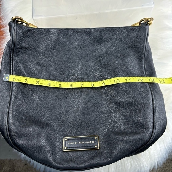 MARC BY MARC JACOBS SHOULDER /CROSSBODY TOTE BAG - Picture 11 of 11